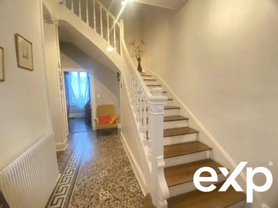 Maison - 146 m² - 7 pièces