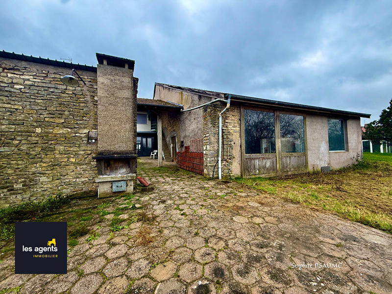 Maison - 185 m² - 9 pièces