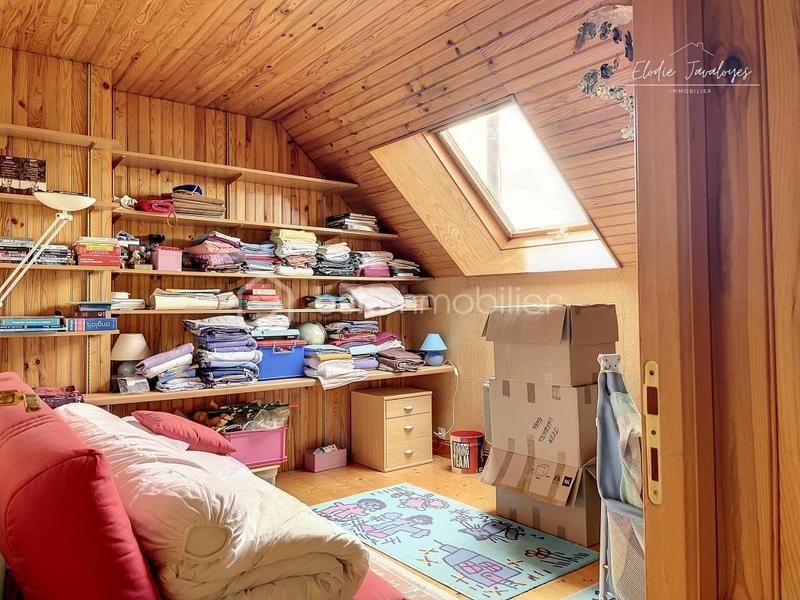 Maison - 147 m² - 7 pièces