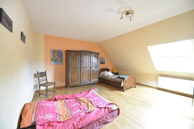 Maison - 290 m² - 7 pièces