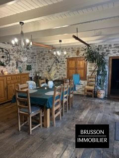 Maison - 184 m² - 9 pièces