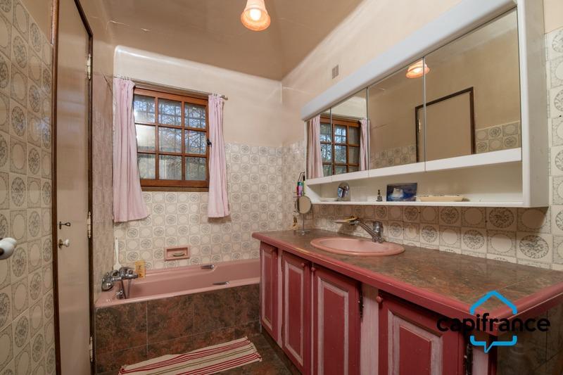 Villa - 213 m² - 7 pièces