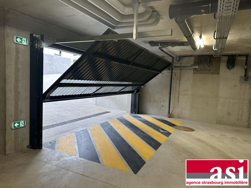 Parking / Garage - 16 m²