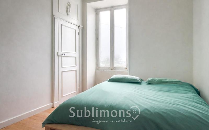 Maison ancienne - 215 m² - 6 pièces