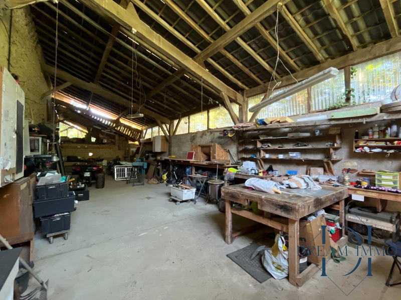 Maison - 259 m² - 8 pièces