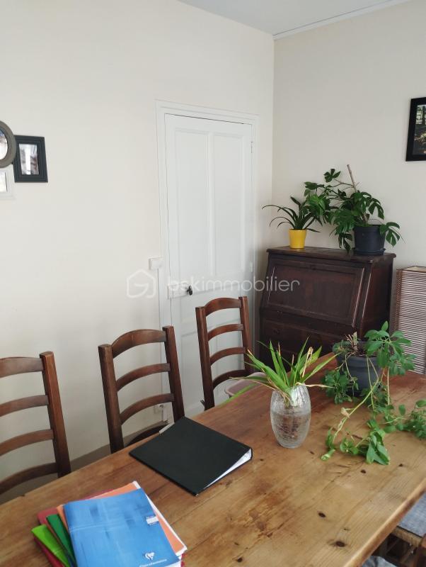 Maison - 96 m² - 5 pièces