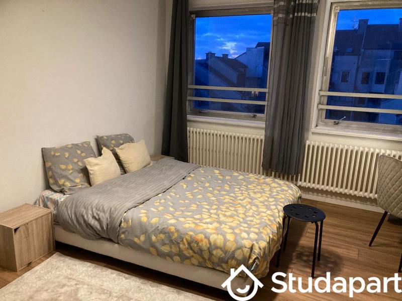 Chambre - 15 m² - 1 pièce