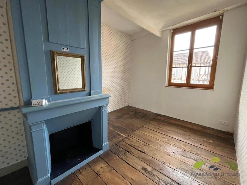 Maison - 222 m² - 7 pièces