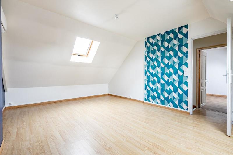 Maison - 106 m² - 5 pièces