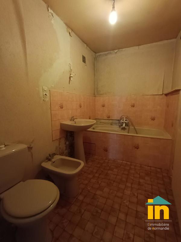 Maison de ville - 249 m² - 9 pièces