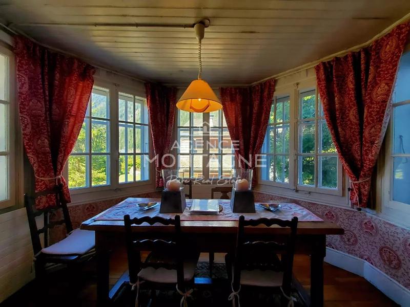 Châlet - 170 m² - 5 pièces