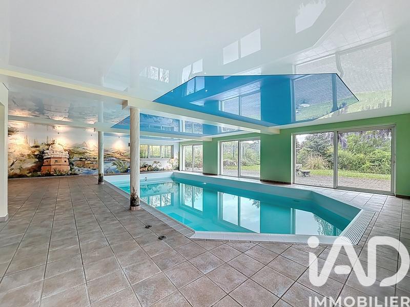 Maison - 233 m² - 6 pièces