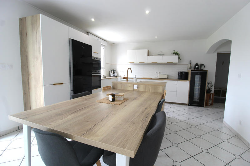 Maison - 190 m² - 5 pièces