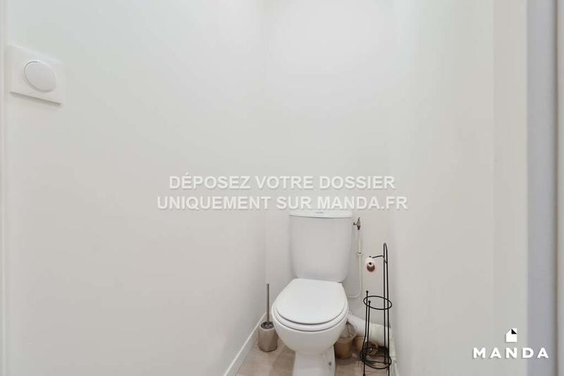 Chambre - 8 m² - 5 pièces