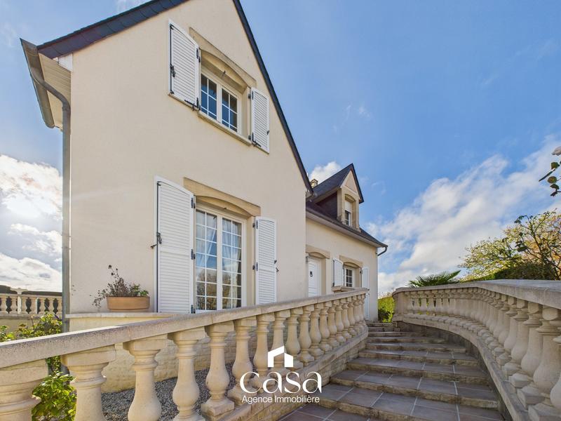 Maison ancienne - 121 m² - 6 pièces