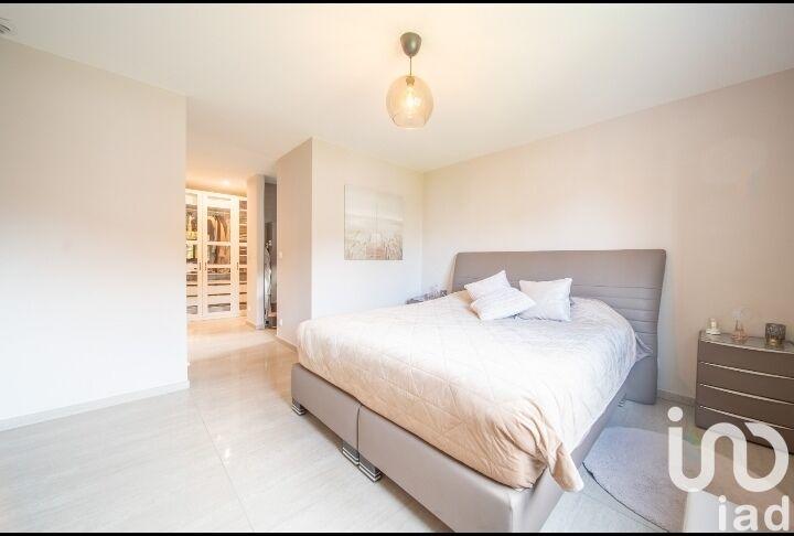 Maison de maîtres - 220 m² - 7 pièces