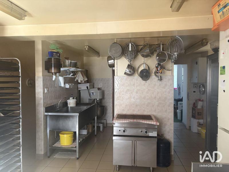 Local commercial - 210 m²