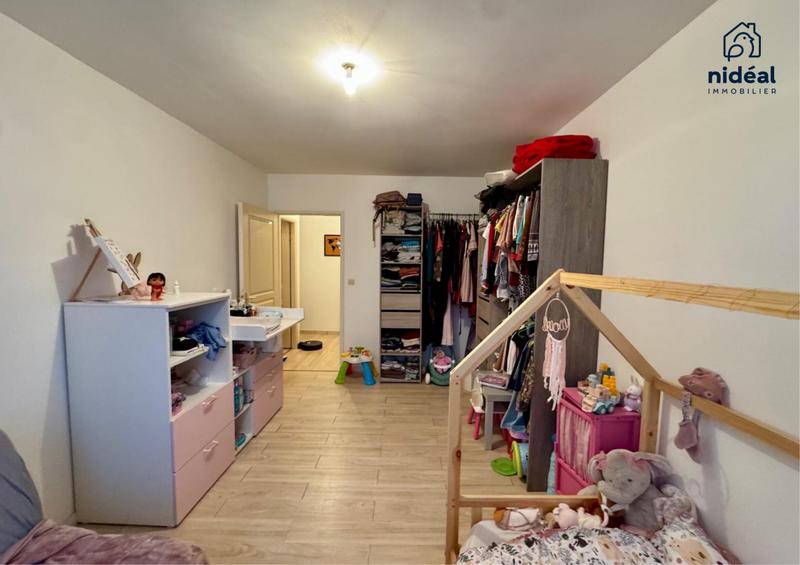 Maison - 93 m² - 4 pièces