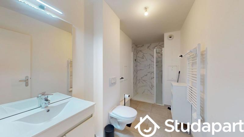 Chambre - 28 m² - 1 pièce