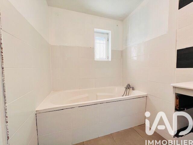 Maison - 87 m² - 4 pièces