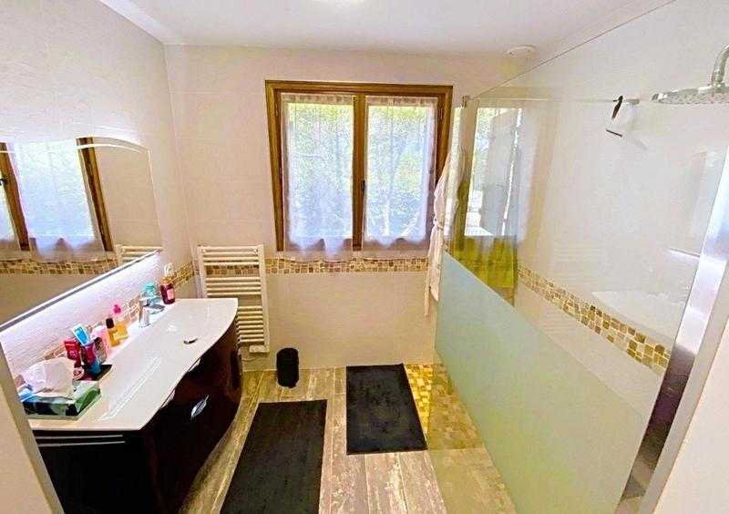 Maison - 133 m² - 6 pièces