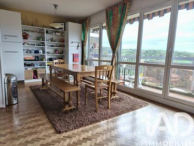 Appartement - 125 m² - 6 pièces