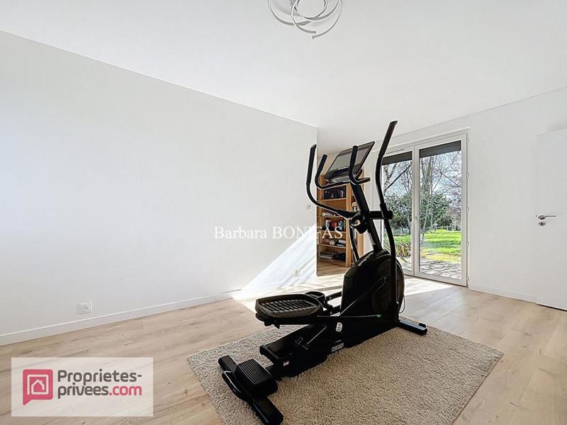 Maison - 180 m² - 5 pièces