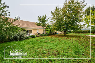 Maison - 143 m² - 6 pièces