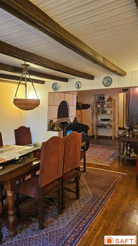 Maison - 225 m² - 7 pièces