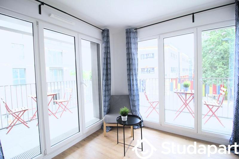 Chambre - 10 m² - 1 pièce