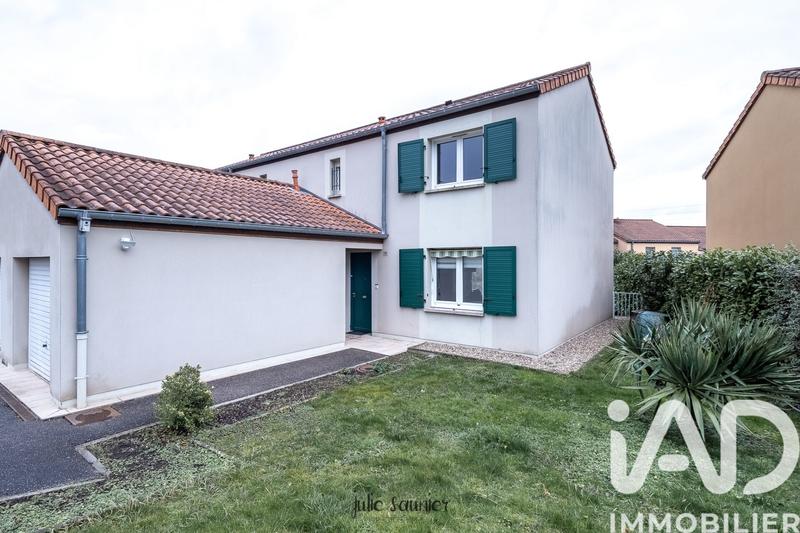 Maison - 90 m² - 5 pièces