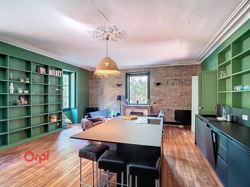 Appartement - 93 m² - 3 pièces