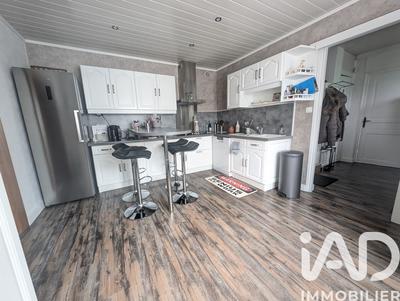 Maison de ville - 100 m² - 5 pièces