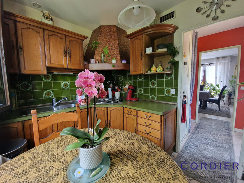 Maison - 100 m² - 6 pièces