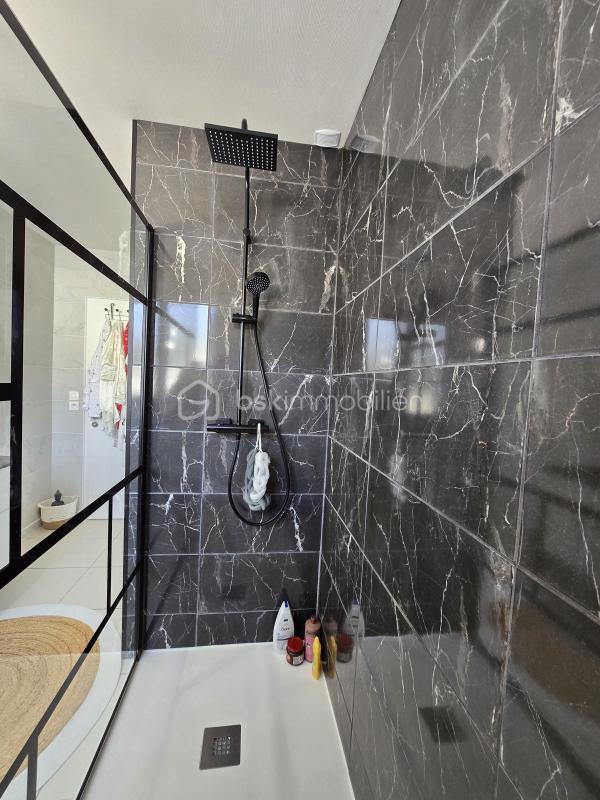 Maison traditionnelle - 114 m² - 5 pièces