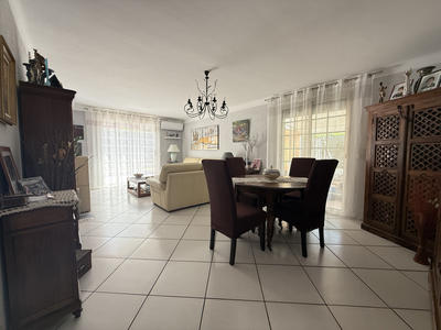 Maison - 146 m² - 6 pièces