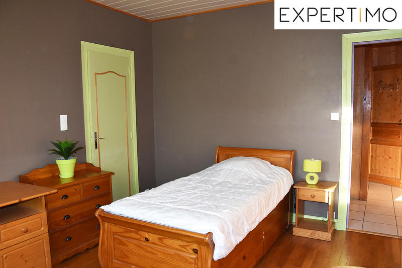 Maison - 190 m² - 9 pièces