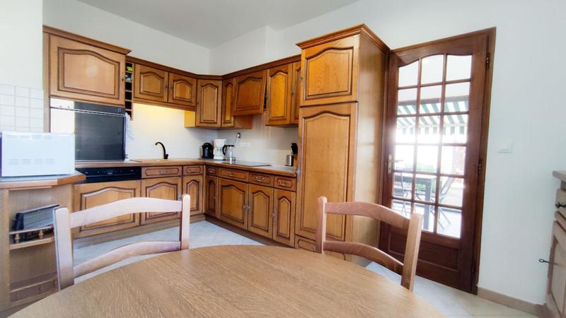 Maison - 197 m² - 7 pièces