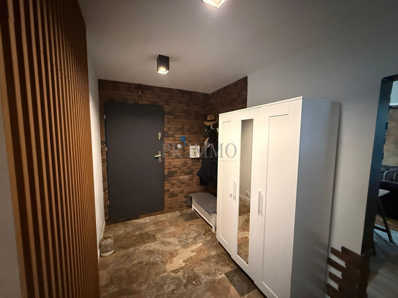 Maison - 163 m² - 7 pièces