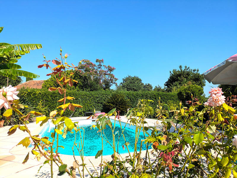 Villa - 210 m² - 8 pièces