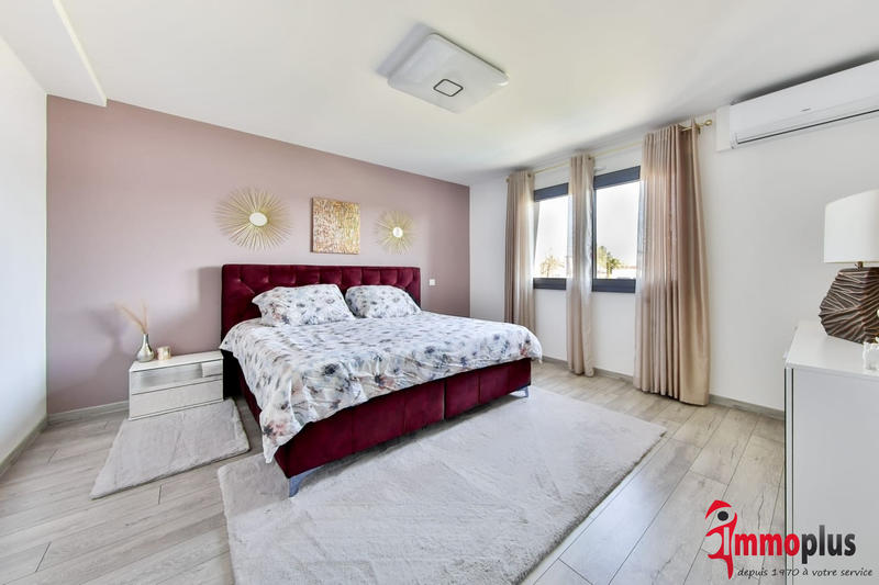 Maison - 171 m² - 6 pièces