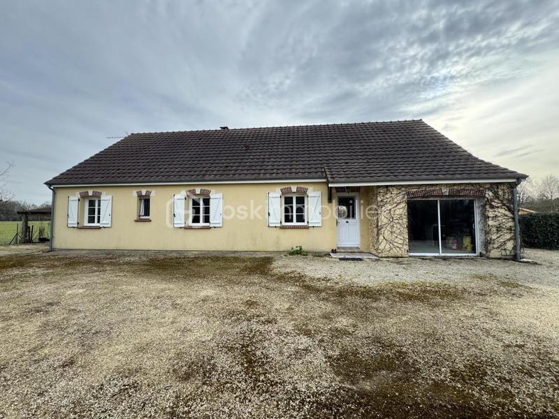 Maison - 135 m² - 6 pièces