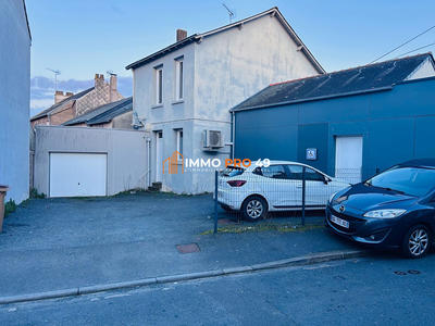 Local commercial - 120 m² - 5 pièces