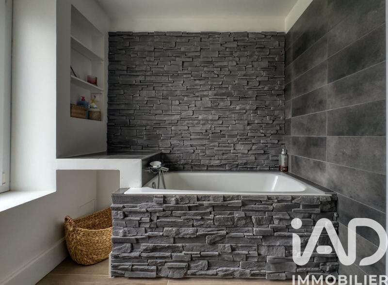 Maison - 153 m² - 7 pièces