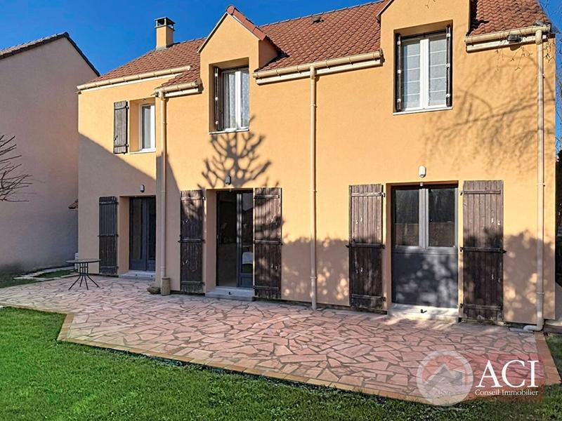 Maison - 149 m² - 7 pièces