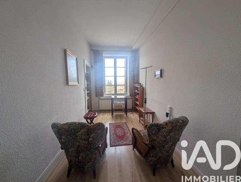 Maison - 140 m² - 12 pièces