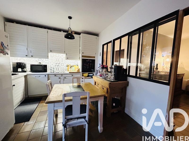 Maison de ville - 235 m² - 7 pièces