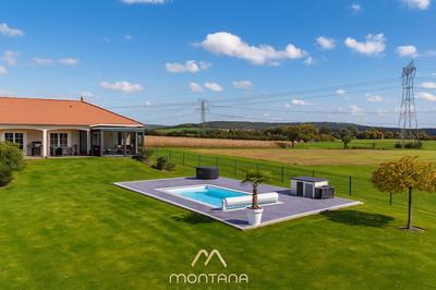 Maison - 275 m² - 8 pièces