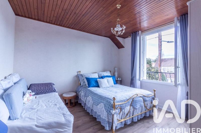 Maison - 95 m² - 5 pièces