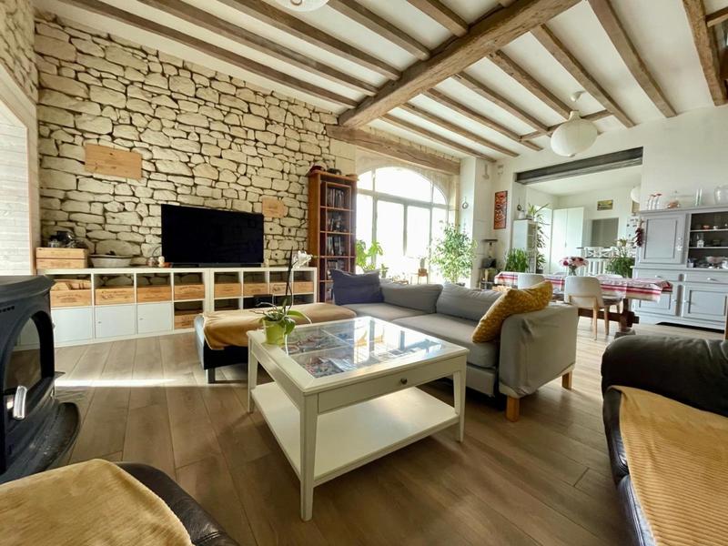 Maison - 160 m² - 5 pièces